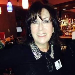 Meet your Posher, Phyllis